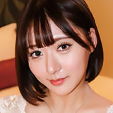 梓まりの